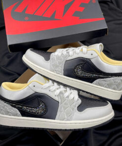 Giày Nike Jordan 1 Low Beaded Swoosh like Auth