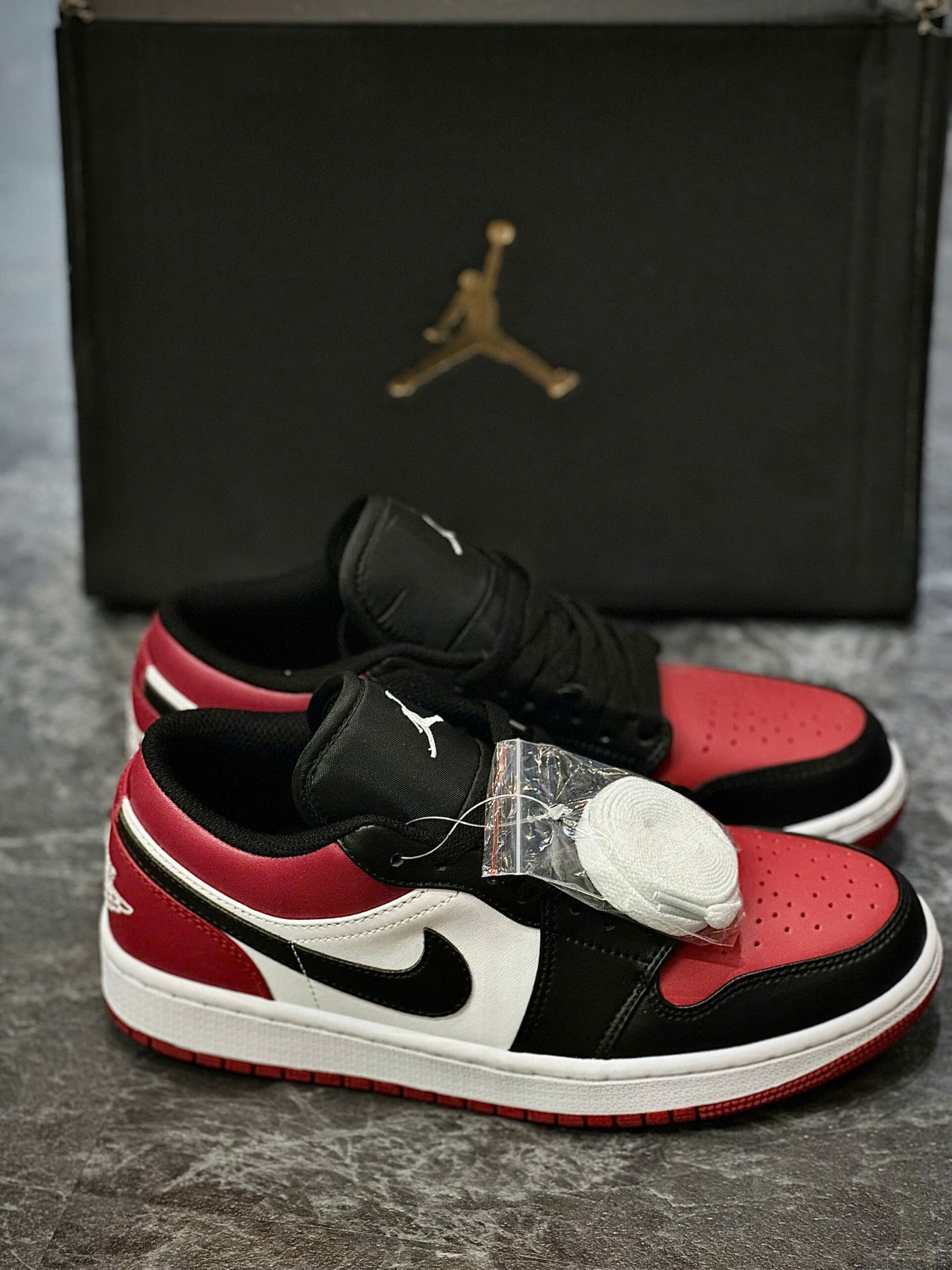 z7582462479143_5adde4322792f3f1cbf27c37814df1c4