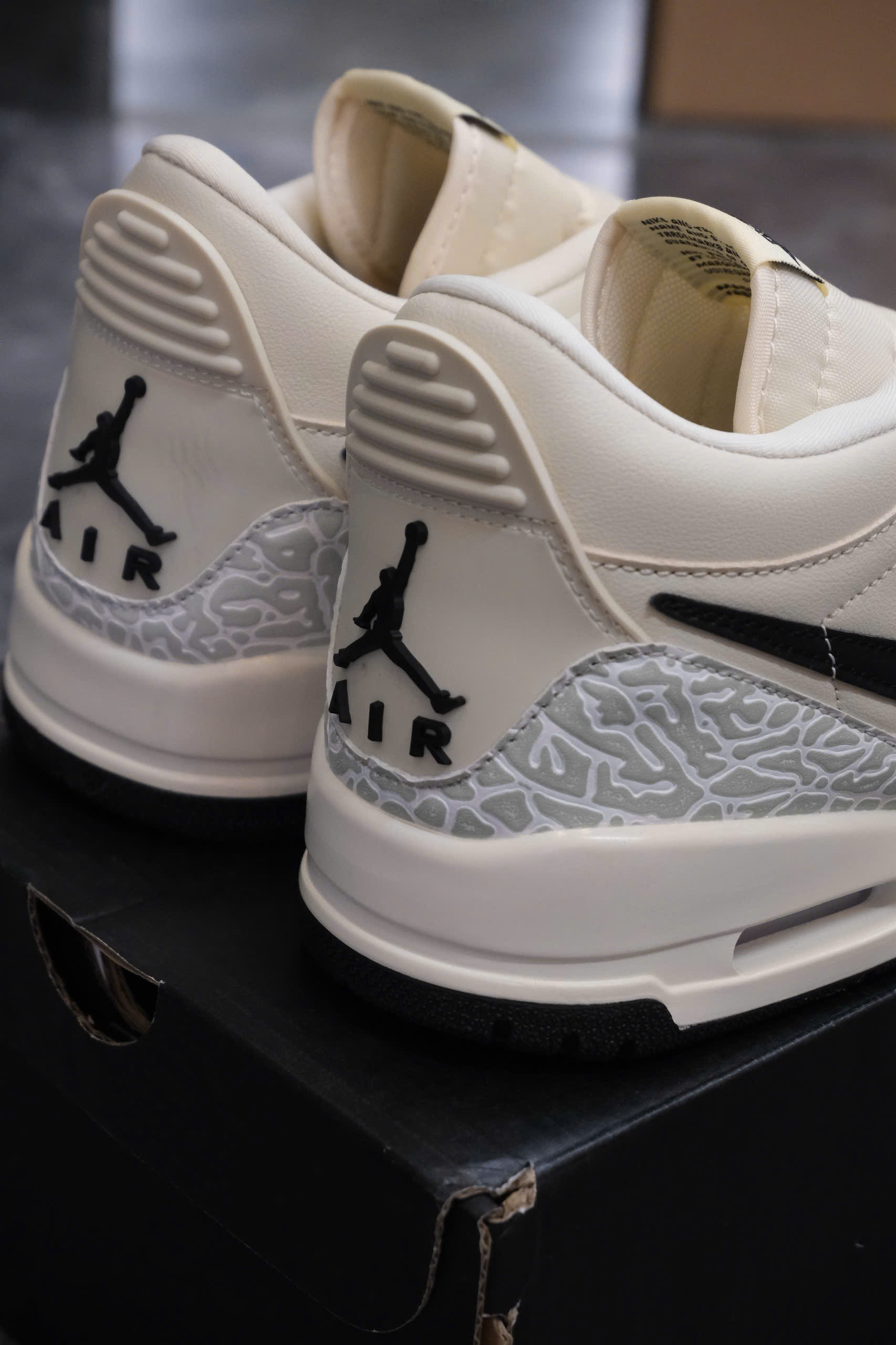 z7590463000475_72be4197da3a56a96539f819f2ef293a